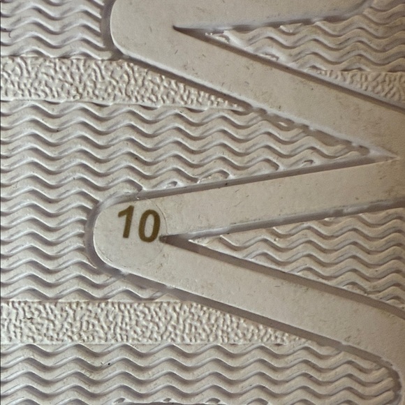 SWIMS Men's Breeze Tennis Knit Sneakers for Pool and Summer Size 10 - Picture 12 of 12